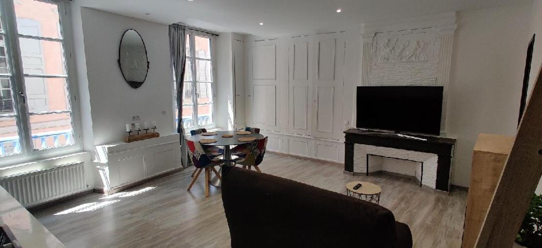 Appartement F2 Dans Le Centre Historique Le Puy-en-Velay 외부 사진